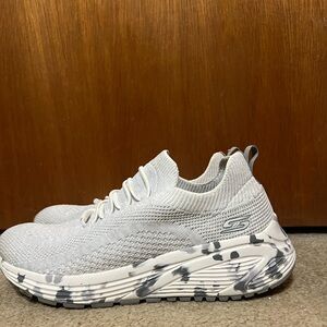 Women’s Skechers